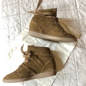 ISABEL MARANT “BOBBY” Low Top Wedge Sneaker